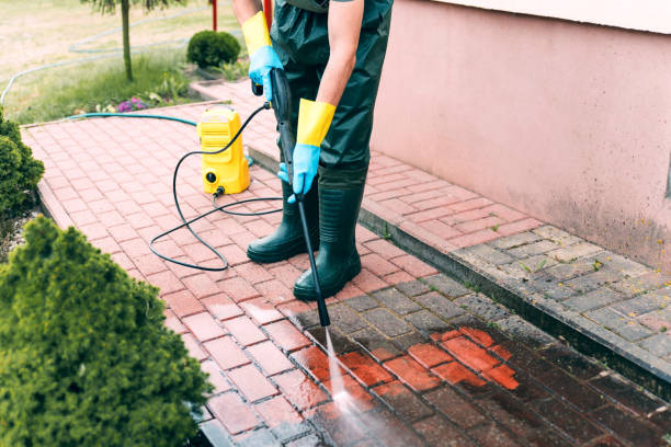 Why Choose Our Certified Pressure Washing Experts for Your Project Needs in Calexico, CA?