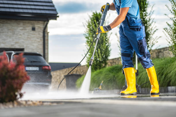 Pressure Washing Brick in Calexico, CA